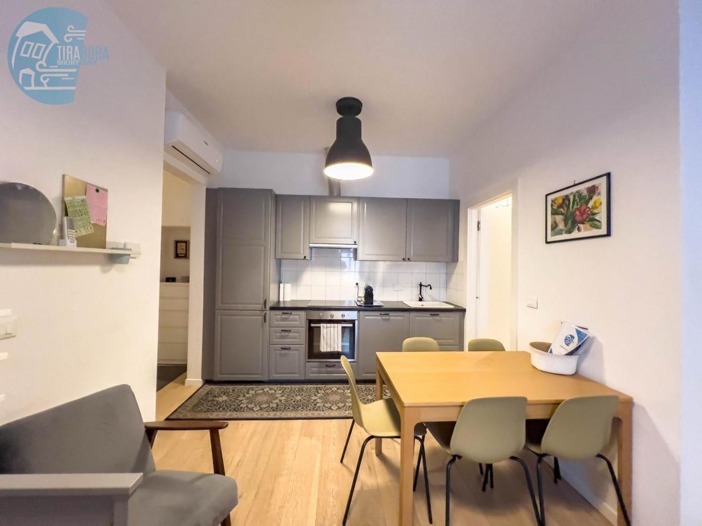 Ferienwohnung Imbriani 4S Tirabora Short Rent Triest Exterior foto